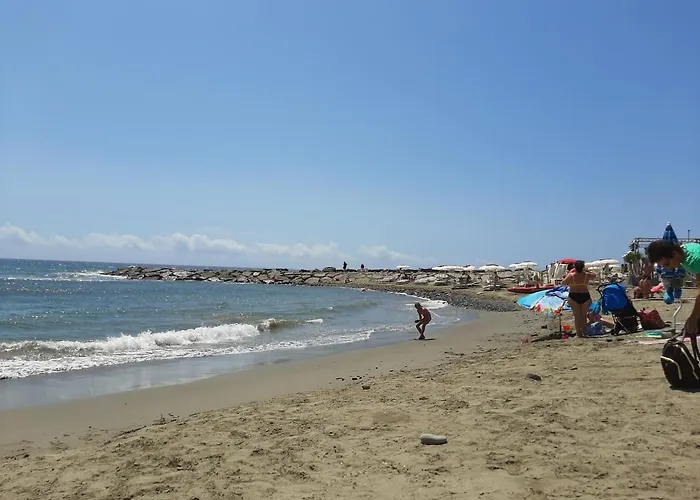 Vicino Al Mare _con Giardino * Imperia